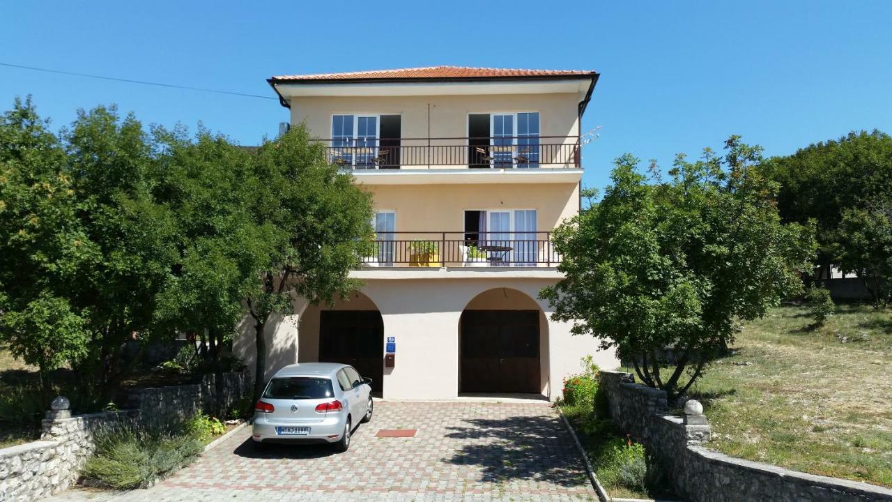 Apartments Claudia Шмрика Экстерьер фото